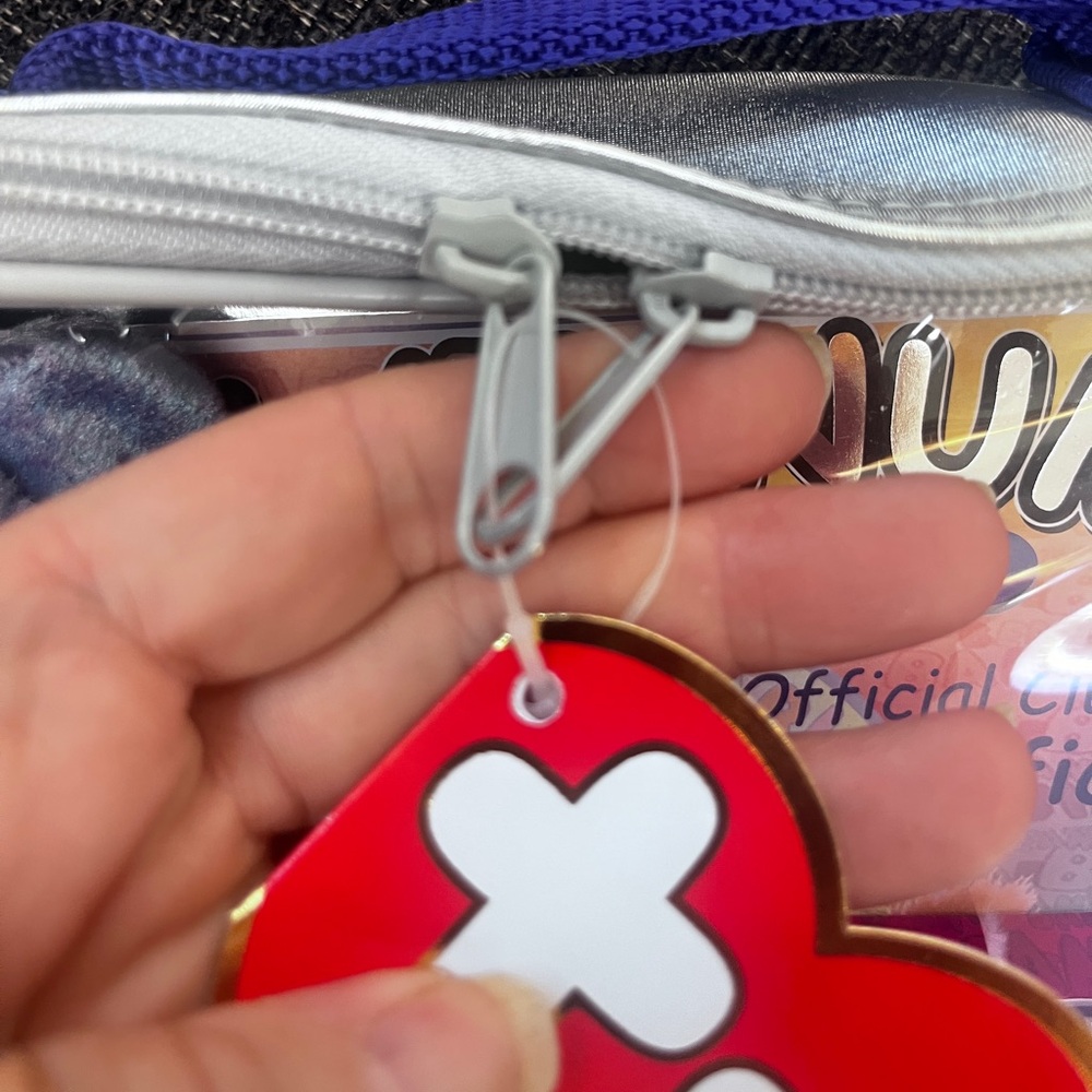 Ty beanie baby collector kit. Never opened - Picture 8 of 9